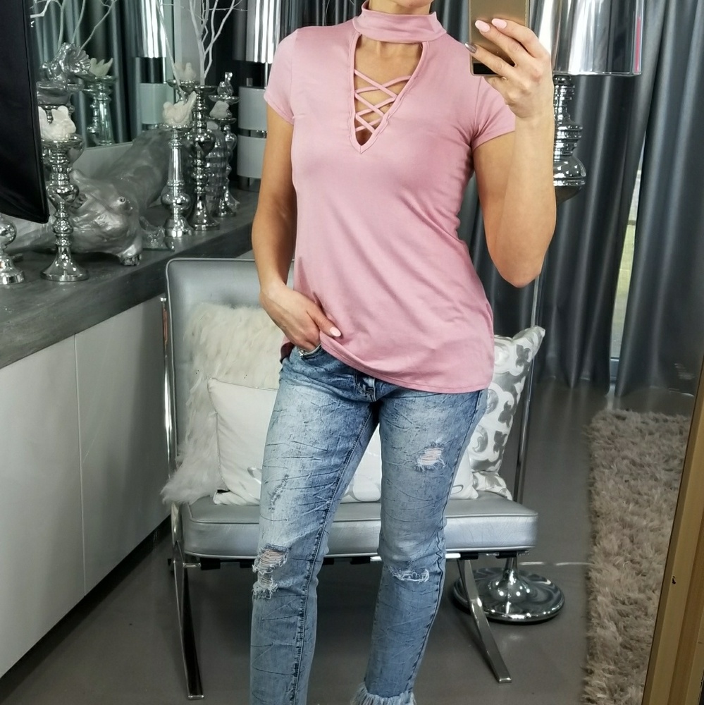 PINK CHOKER TOP WITH LACE UP NECKLINE - Picture 2 of 4